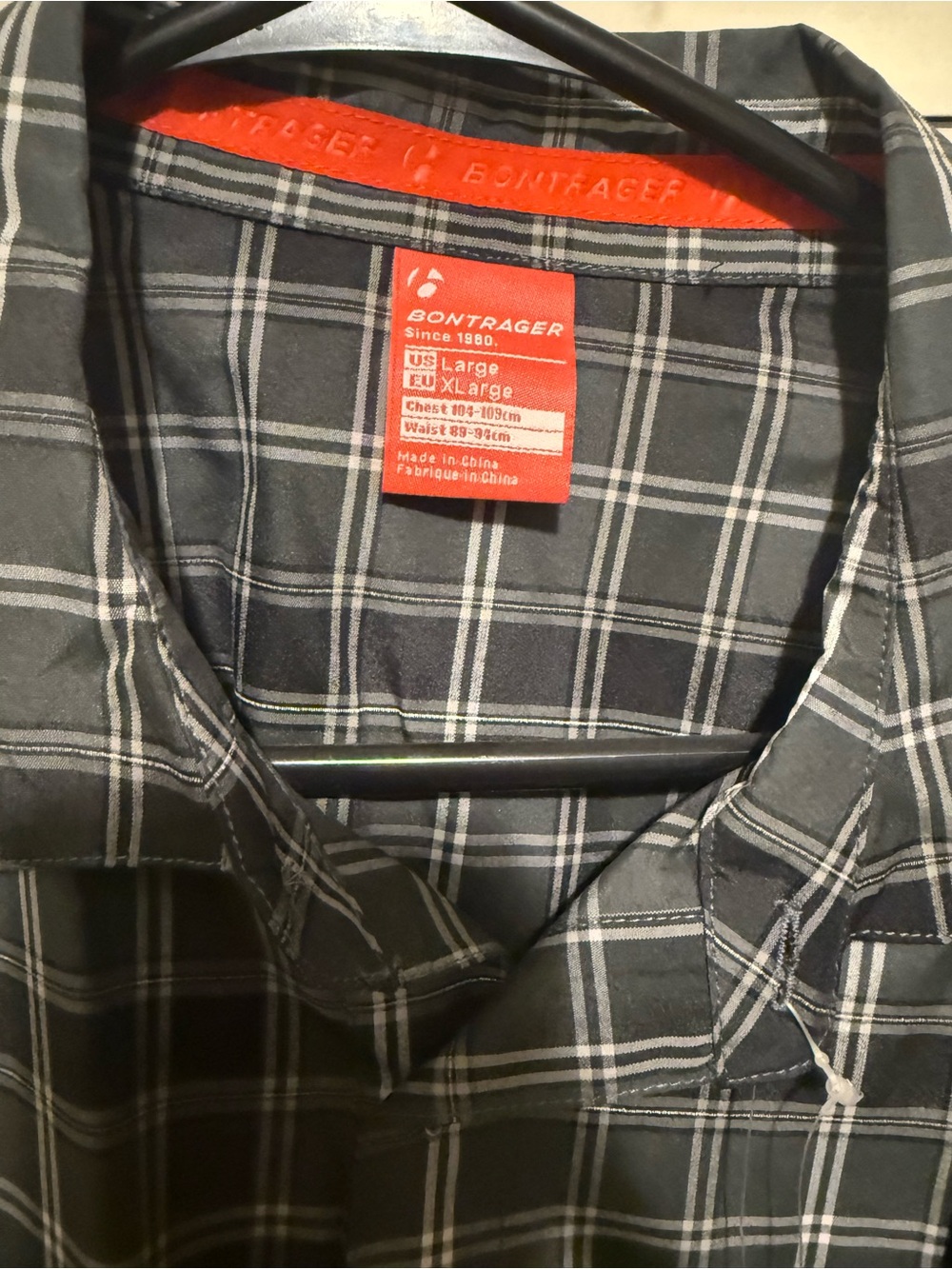 Trek Button Up - Picture 2 of 4